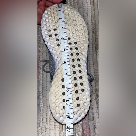 Nike Renew Rival Grey‎ Running Shoes Women’s Size 8 - Picture 9 of 10